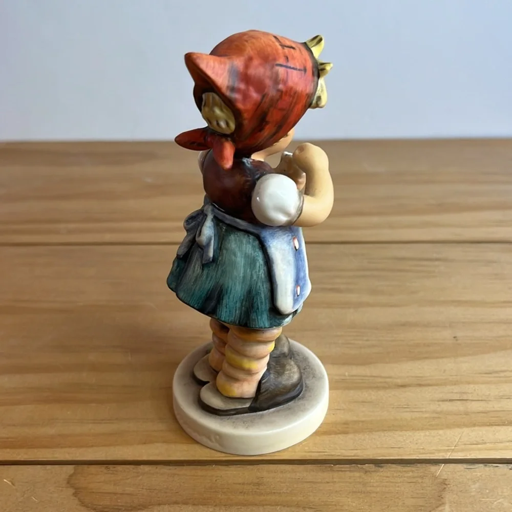 Vintage 1972 Hummel Goebel Figurine For Mother Girl #380 W Germany Porcelain